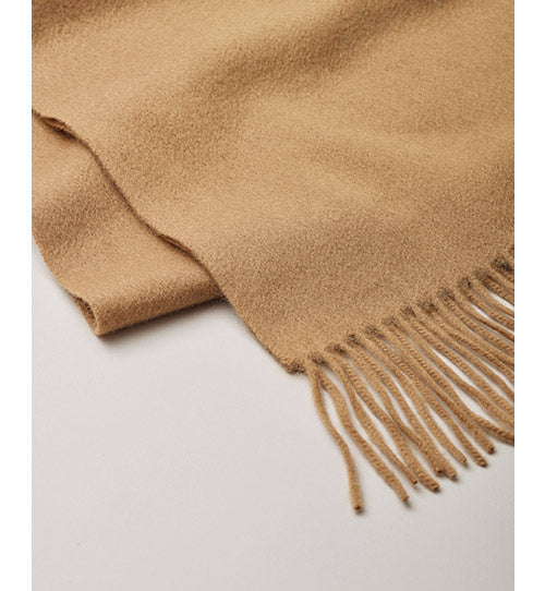 Men's fringed scarf
