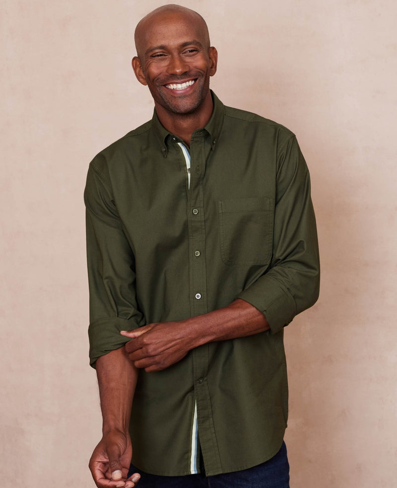 khaki classic fit button down oxford casual shirt 1410khs model image 1