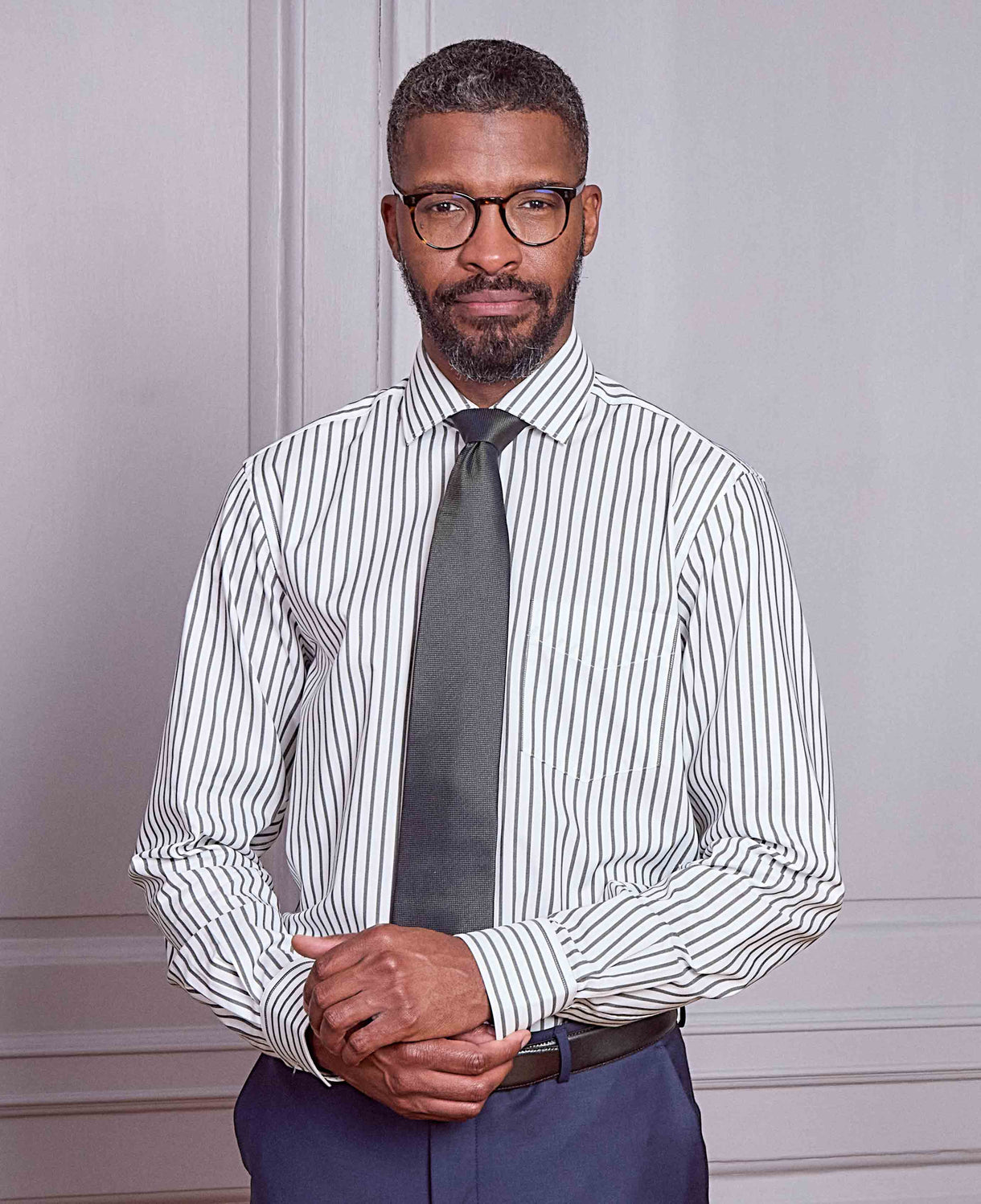 Men's Khaki White Stripe Cotton Classic Fit Formal Shirt With Single Cuffs model image 1