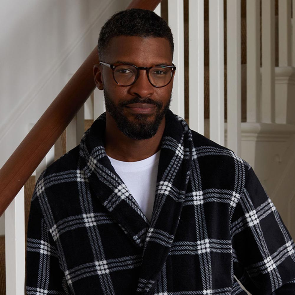 Men's nightwear