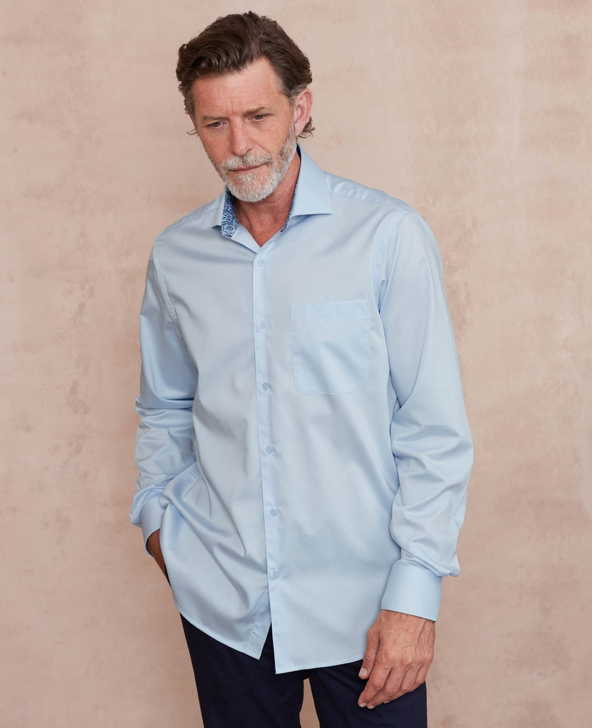 pale blue cotton twill classic fit smart casual shirt single cuff 5007pbl model image 1