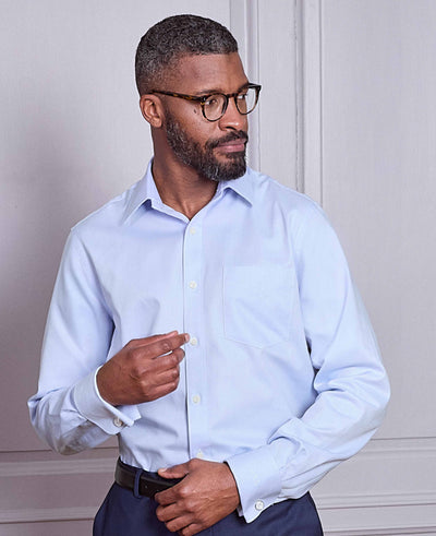 Men's Sky Blue Textured Cotton Herringbone Classic Fit Formal Shirt With Double Cuff model image