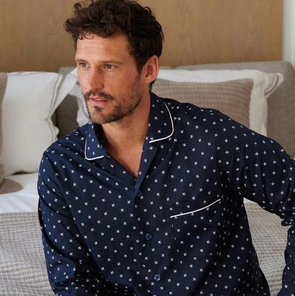 Men’s Nightwear | Pyjamas, Dressing Gowns, Lounge pants – Savile Row ...