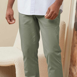 Mens khaki slim fit cinos