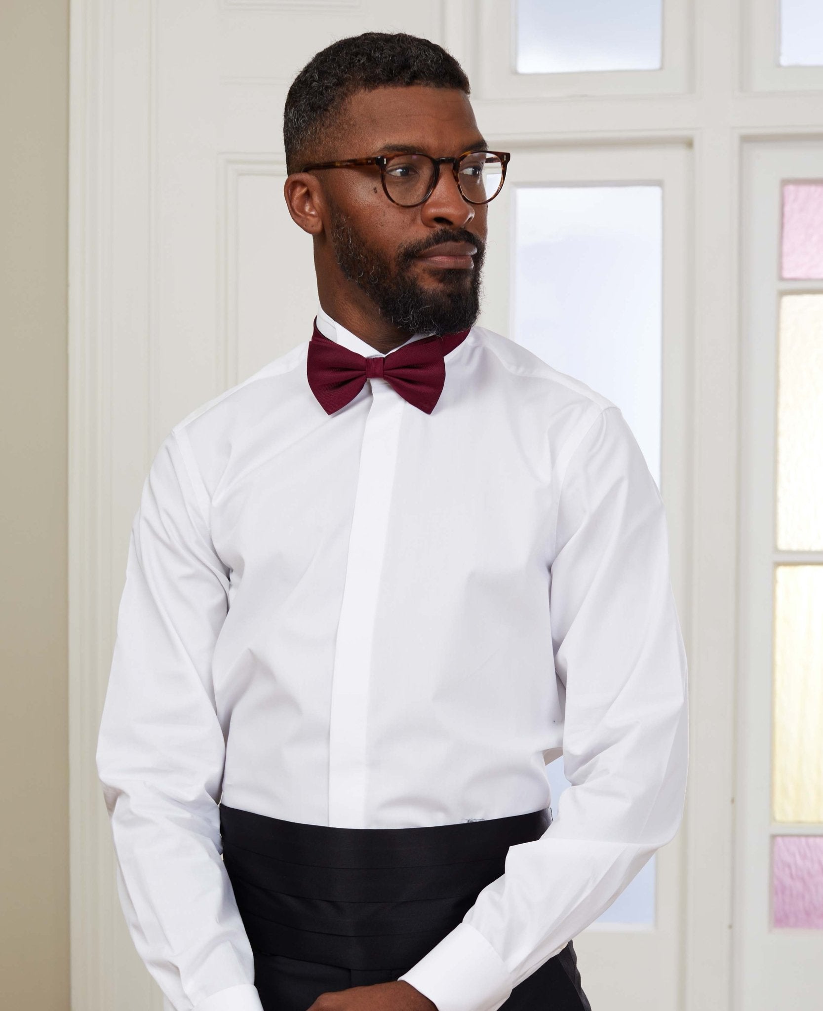 Men's White Wing Collar Slim Fit Dress Formal Shirt With Double Cuffs | Savile Row Company Men's White Wing Collar Slim Fit Dress Formal Shirt With Double Cuffs | Savile Row Company