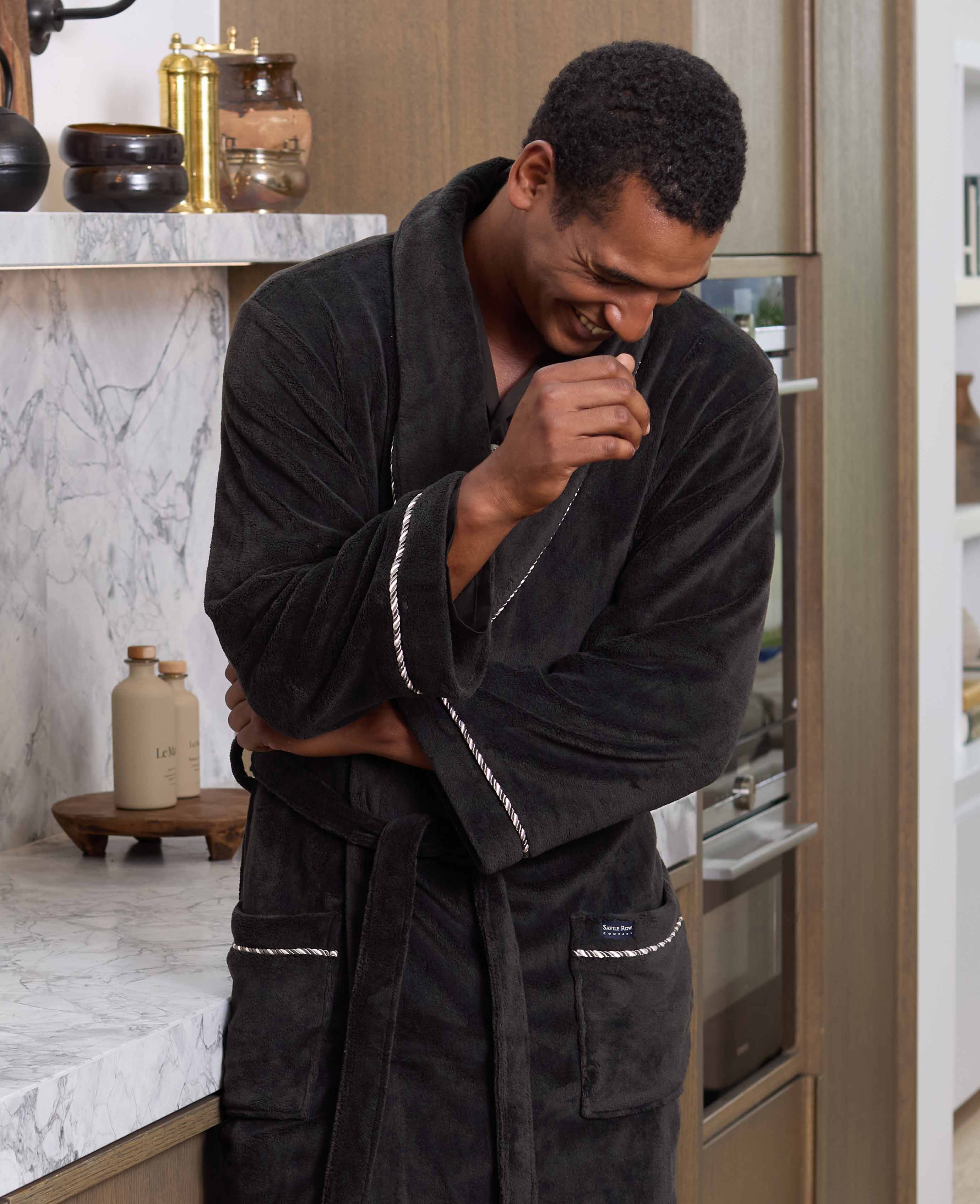 Men's Black Fleece Rope Edge Dressing Gown | Savile Row Company