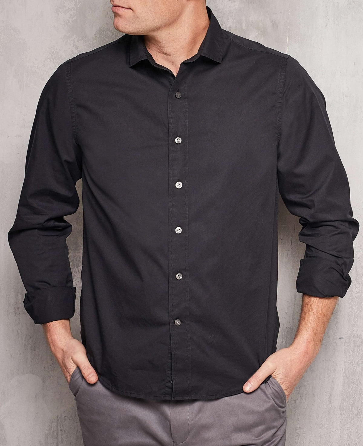 Men's Black Twill Slim Fit Casual Casual Shirt in Shorter Length