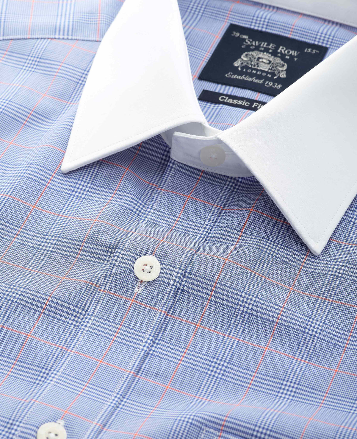 Men's Blue Prince of Wales Check Cotton Poplin Classic Fit Winchester Shirt With Double Cuffs collar detail