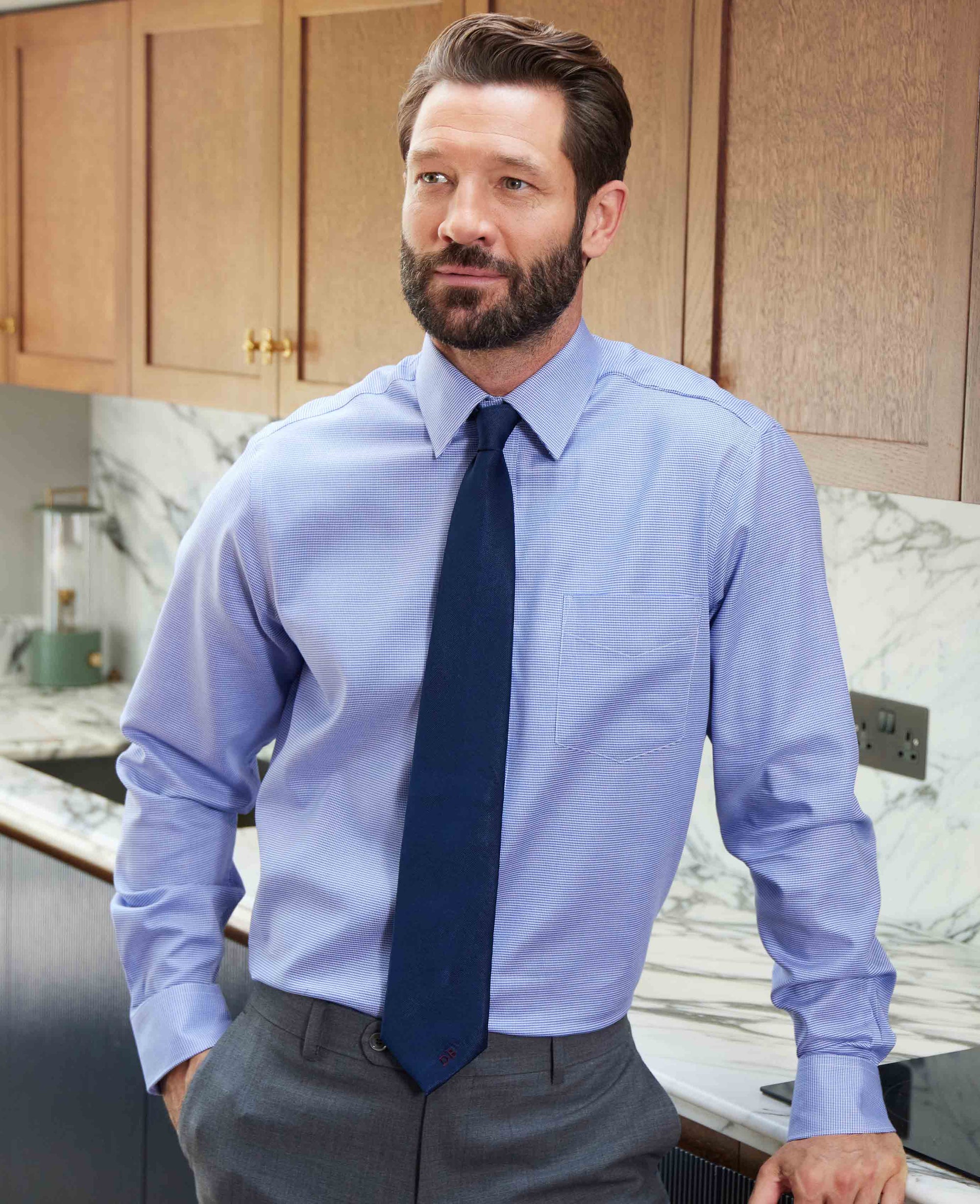 Slim Fit White Collar Blue Dress Shirt Kustom Kit Long Sleeve Tailored Dress Shirts Uk Men's Slim Fit White Collar Blue Dress Shirt Kustom Kit Long Sleeve Tailored Dress Shirts Uk Men's