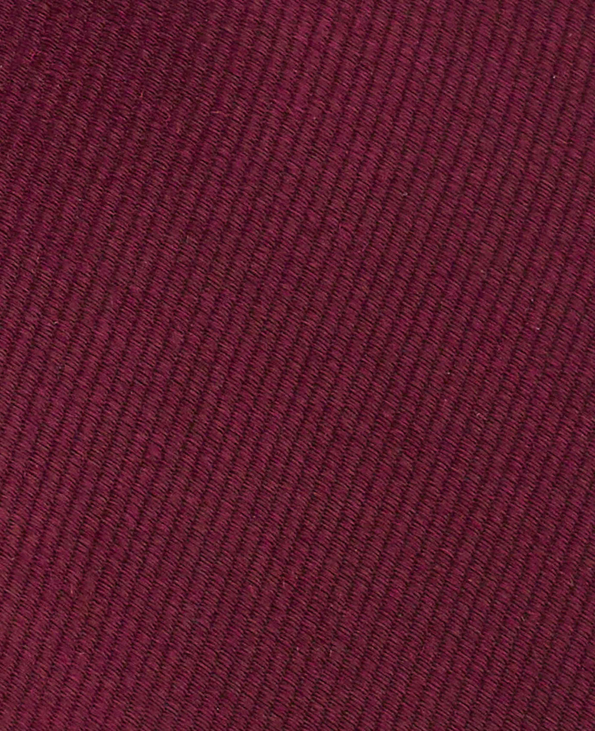 Men's Fine Twill Pure Silk Tie In Burgundy fabric detail
