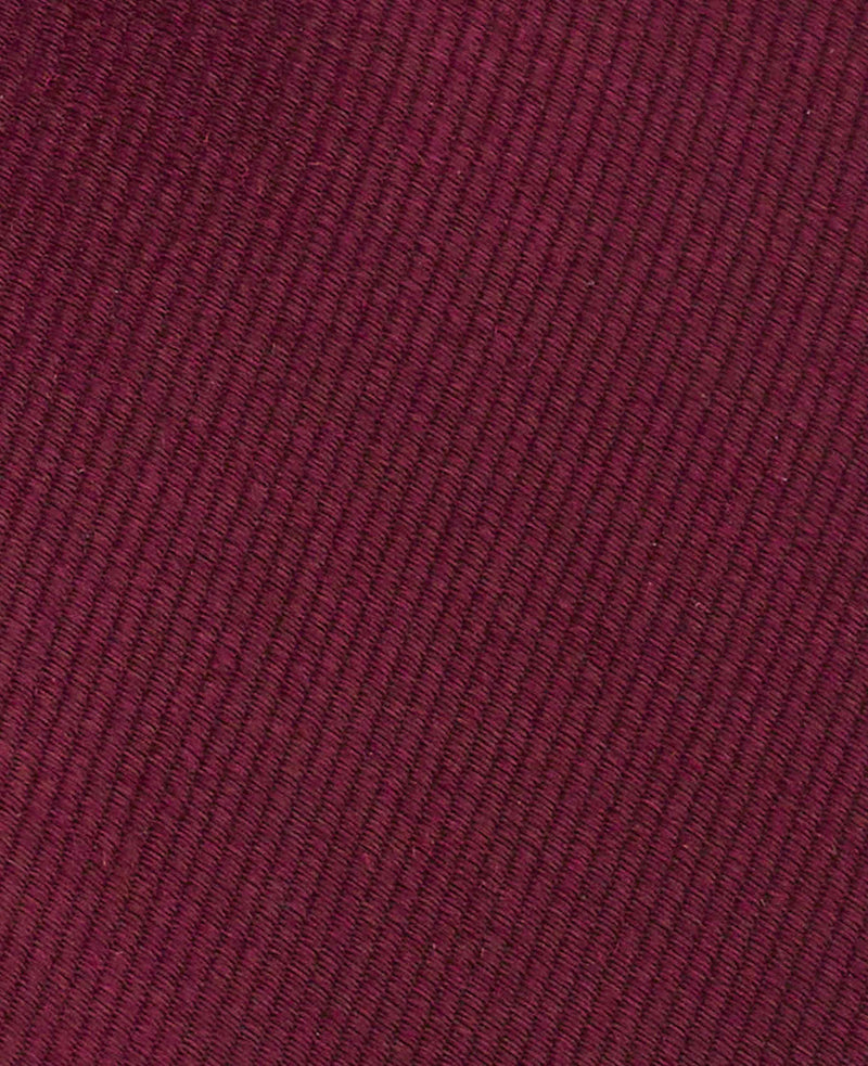 Men's Fine Twill Pure Silk Tie In Burgundy fabric detail