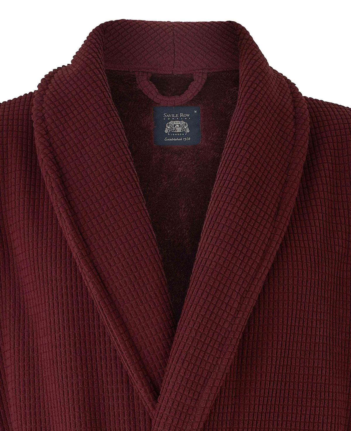 Men's Burgundy Super Soft Waffle Dressing Gown collar detail