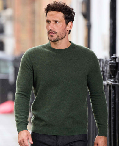 Men's Green Merino Wool Cashmere Crew Neck Jumper model shot