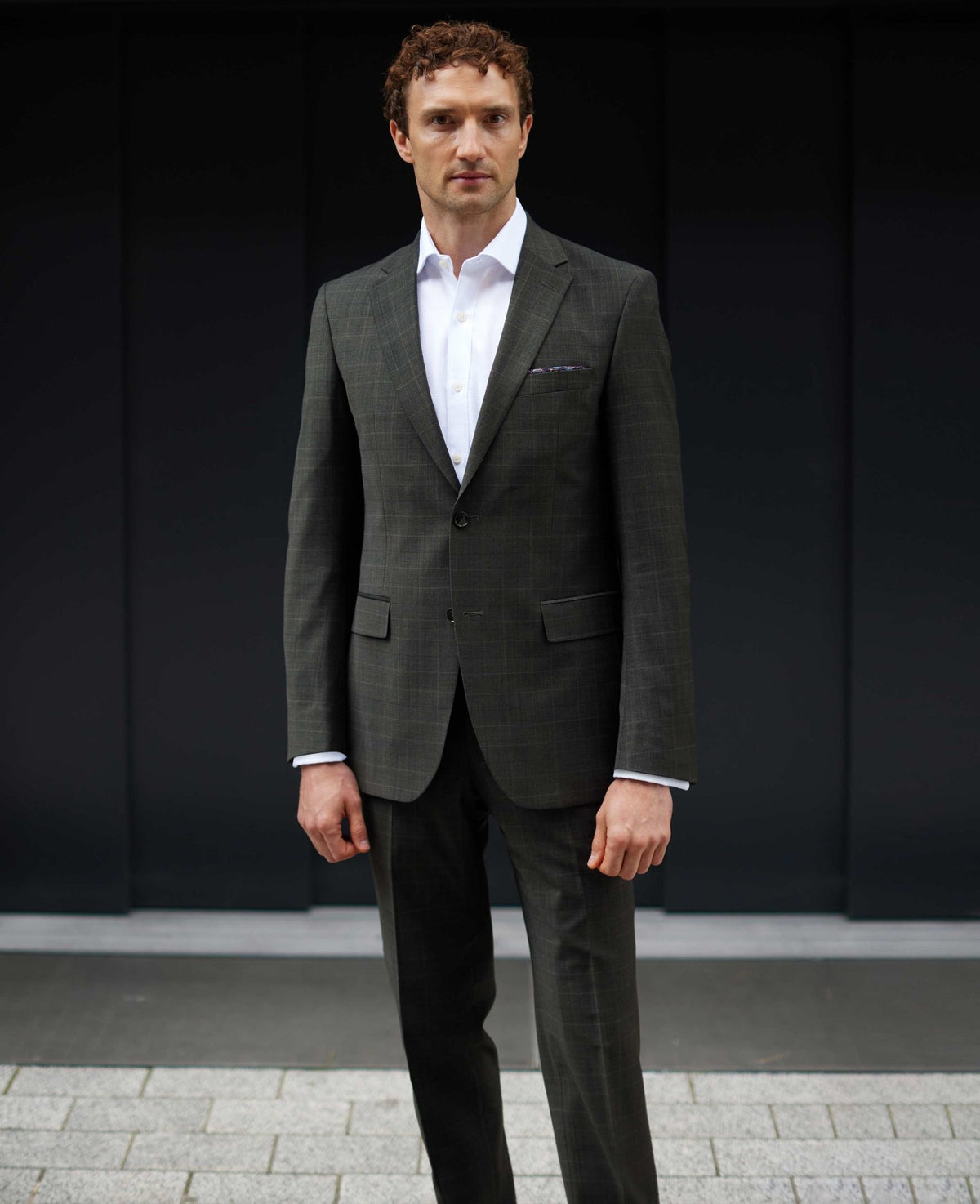Men's Grey Prince of Wales Check Wool Blend Tailored Suit model shot