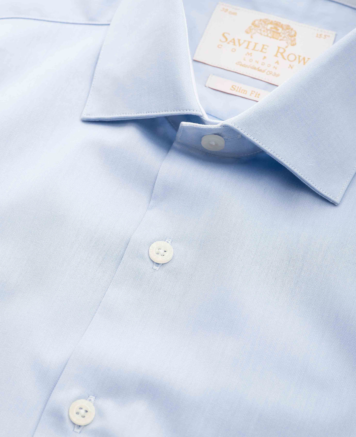 Men's Sky Blue Two-Ply Cotton Slim Fit Formal Shirt With Single Cuffs collar detail