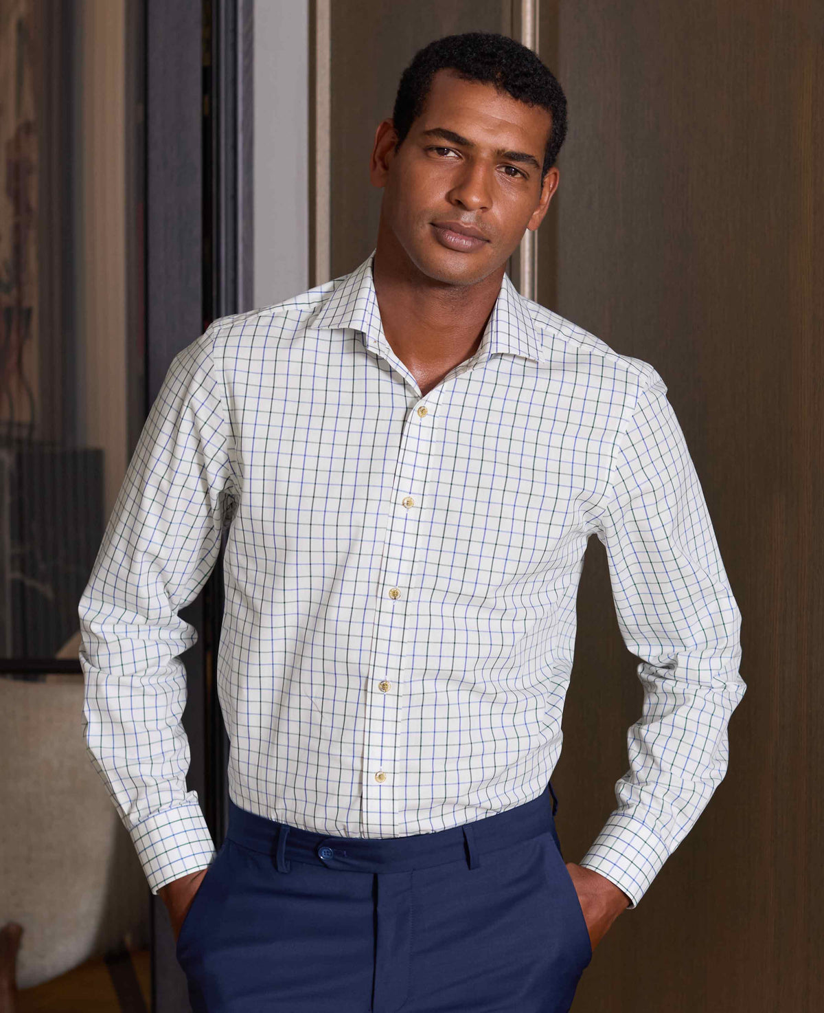 Men's White Blue Cotton Tattersall Check Slim Fit Formal Shirt With Single Cuffs model shot