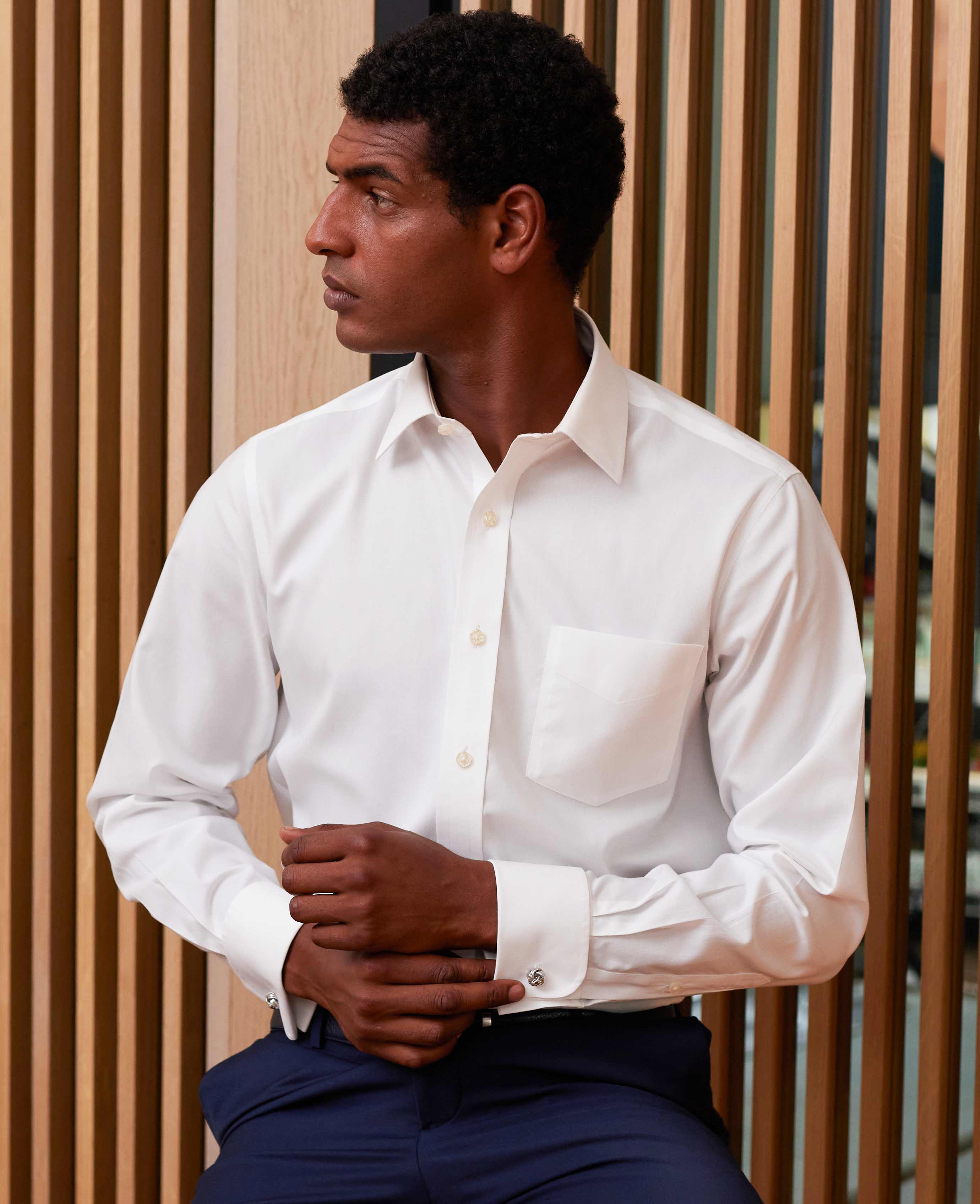 Men's White Cotton Classic Fit Non-Iron Shirt With Double Cuffs