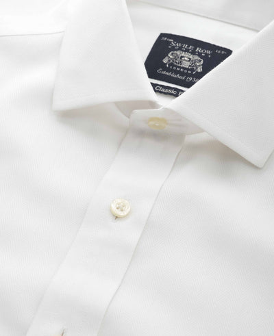 Men's White Cotton Herringbone Classic Fit Non-Iron Shirt - Single Cuff collar detail