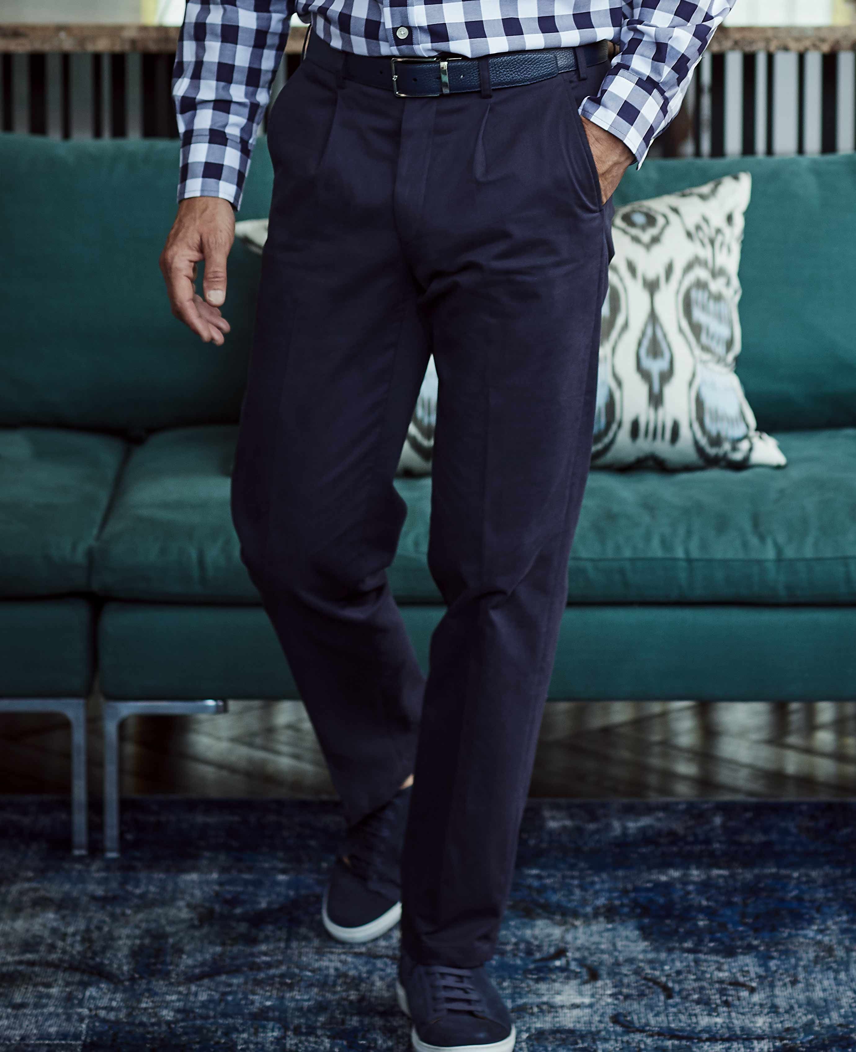 Men's Navy Pleat Front Stretch Cotton Classic Fit Chinos