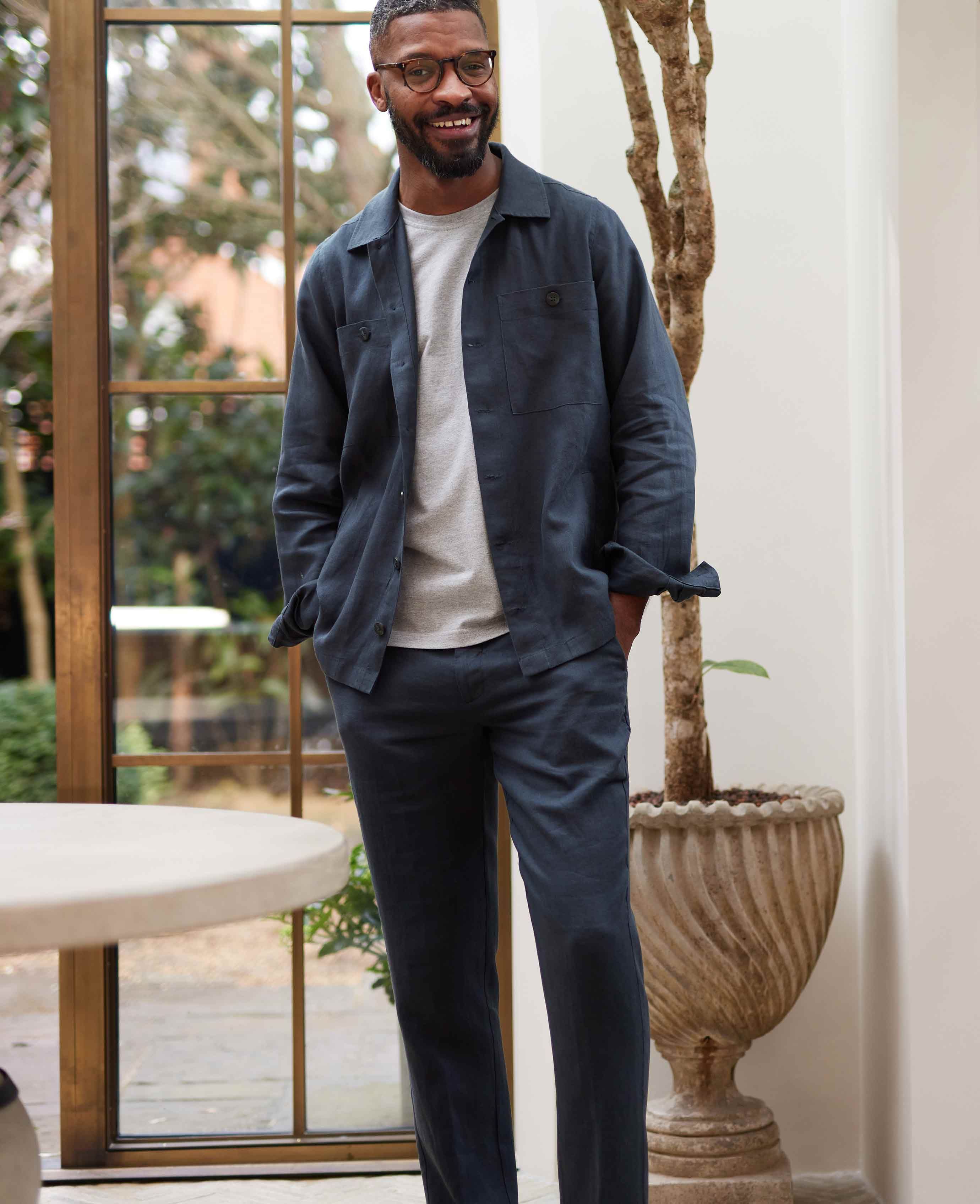 Men's Linen Trousers in Washed Navy