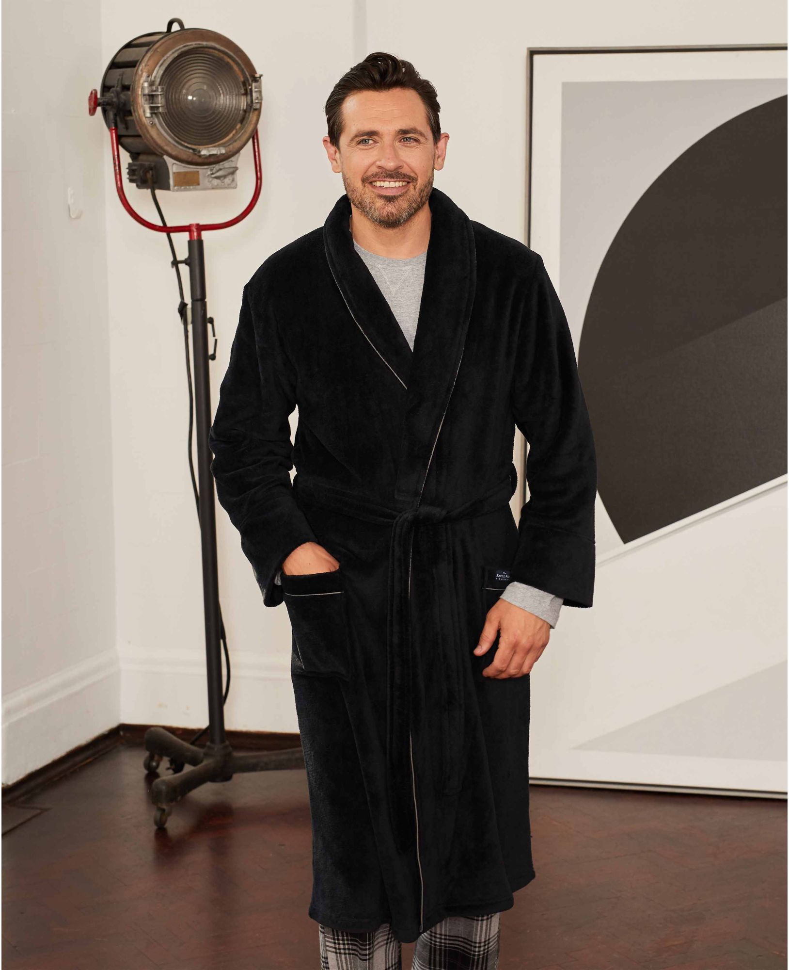 Black Fleece Supersoft Dressing Gown with Grey Piping  M