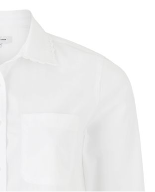 Women'S White Semi-Fitted Shirt With Lace Detail